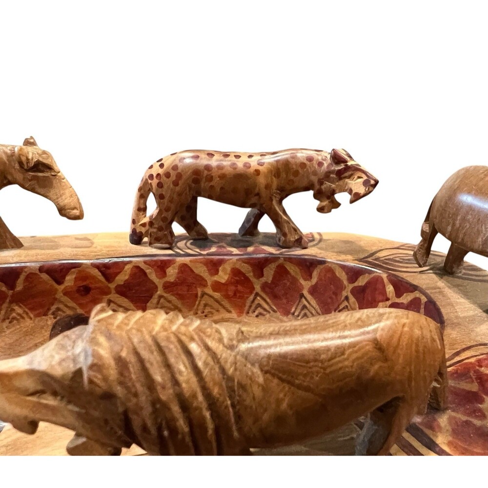 African Safari Animal Hand Carved Wood Bowl 12"w x 5 7/8"d x 4"h - Picture 13 of 16